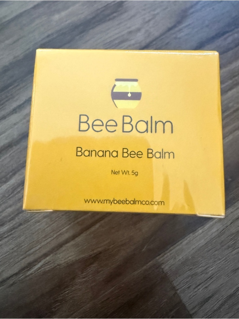 Banana 🍌 Bee Balm - Nourishing Lip Balm Pot